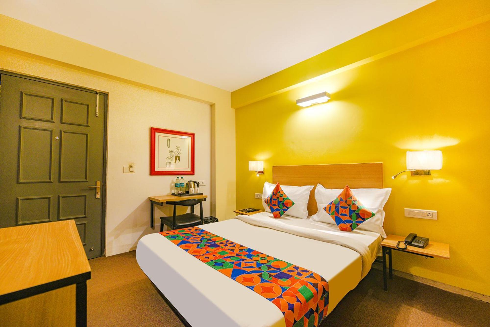 Fabhotel Old Meple Leaf Ґурґаон Екстер'єр фото