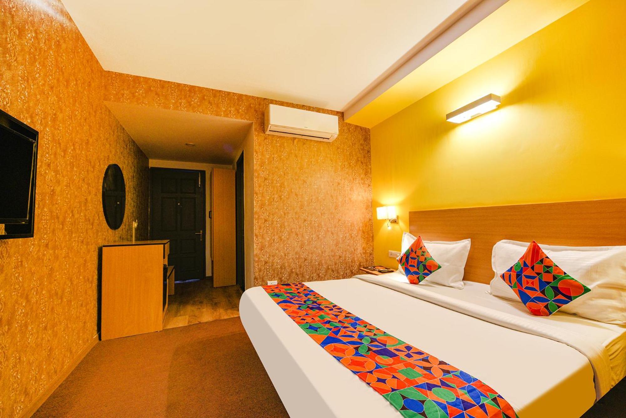 Fabhotel Old Meple Leaf Ґурґаон Екстер'єр фото